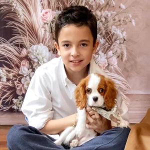 Cavalier King Charles — cão de assistência emocional de Antônio